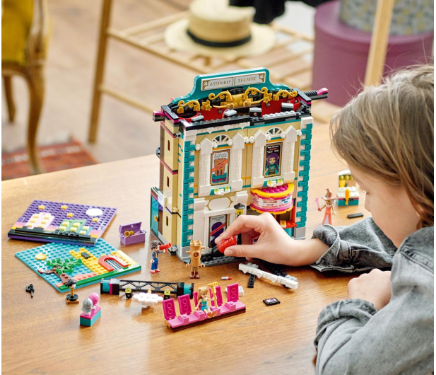 LEGO Friends 41714 Szkoła aktorska Andrei - 1040640 - zdjęcie 3